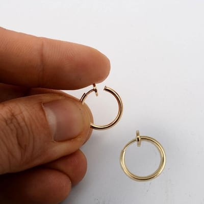 2 stuks/pak Roestvrij Staal Intrekbare Clip-on Oorbellen Niet Gepiercet Voor Vrouwen Meisjes Zonder Oorpiercing Oor Manchet Oorbellen Clips brown