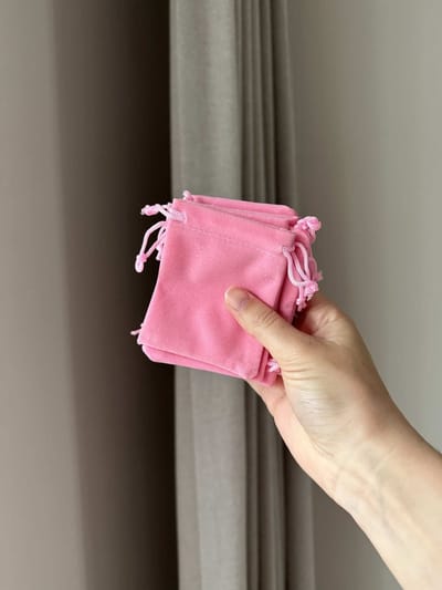 Planet Pink - Sieradenzakjes velvet lichtroze 10 stuks