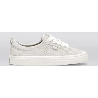 Cariuma Oca Hairy Suede Smoke White Größe: 40.5 | Trainers Outlet | Unisex | Weiß