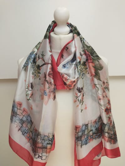 Lange dames sjaal Maya gebloemd motief rood wit blauw zwart groen beige roze oranje