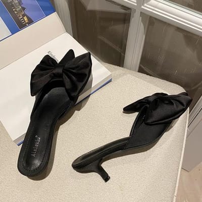 Zomer Elegante Dames Rozerode Hoge Hakken Gesloten Teen Muiltjes Vrouwelijk Merk Zijde Kitten Hakken Knopen Pantoffels Feestschoenen 9 black