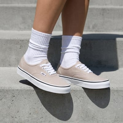 Vans  Lage Sneakers Authentic COLOR THEORY MUSHROOM