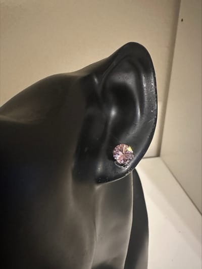 Rose magneet oorknoppen 0.7 diameter | Make up | Parfum | Moederdag | Verjaardagscadeau| Cadeautje| Valentijnsdag| Kado | sieraden | vaderdag | oorbellen | oorsieraden