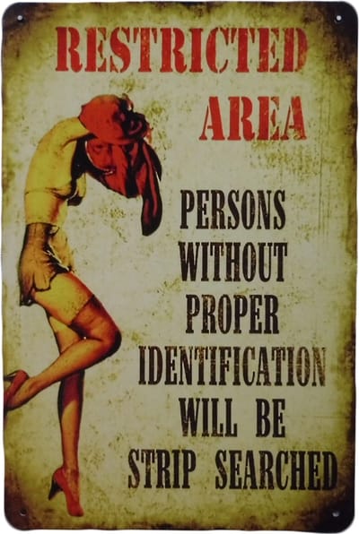 Wandbord – Restricted area - Tekst bord - Mancave decoratie - Metalen wandbord - Mancave - Metalen borden - Wand Decoratie - UV bestendig - Metal sign - Uniek - Metalen bord - 20 x 30 cm - Cave & Garden