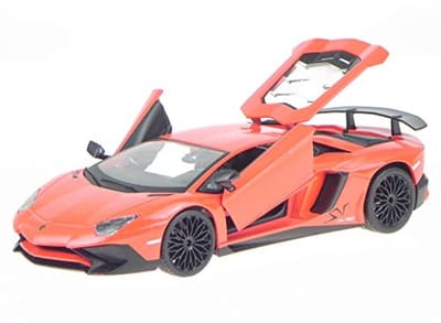 Luxe Sportsauto Model 1:24