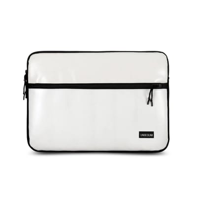 MacBook Air 13 inch hoes met voorvak (van gerecycled materiaal) - Witte laptop sleeve of case (2026)