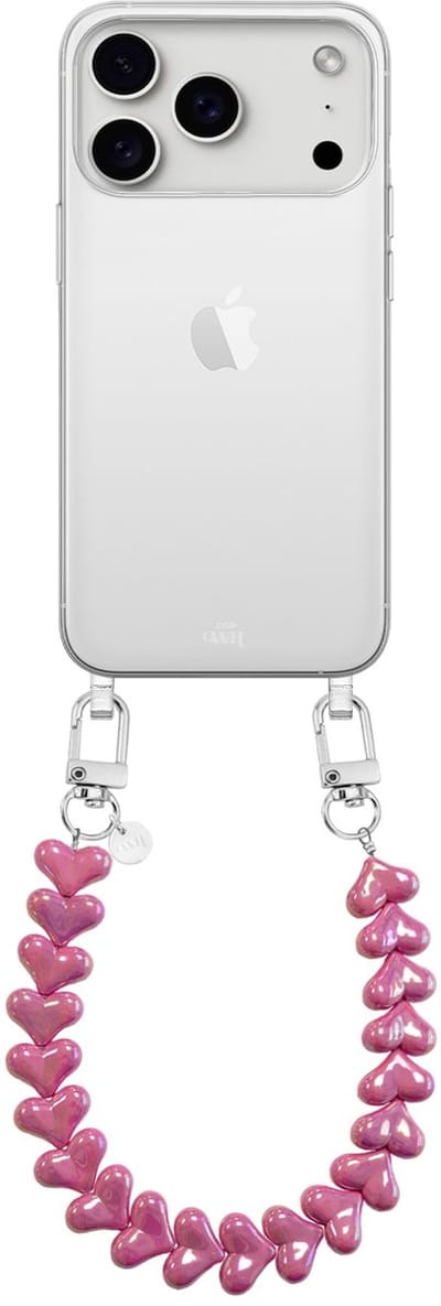 xoxo Wildhearts siliconen hoesje geschikt voor iPhone 17 Pro Max hoesje - Funky Hearts - Telefoonhoesje - Hoesje met koord - Metallic Roze (Donkerroze) koord - kort telefoonkoord - Hartjes ketting - Transparant hoesje