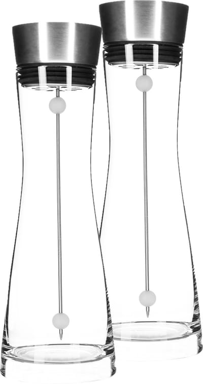 Karaf/schenkkan - Set van 2x stuks - 1 liter - glas - RVS fruitspies - speciale afwasborstel - Sapkannen/waterkannen/schenkkannen - Waterkaraf