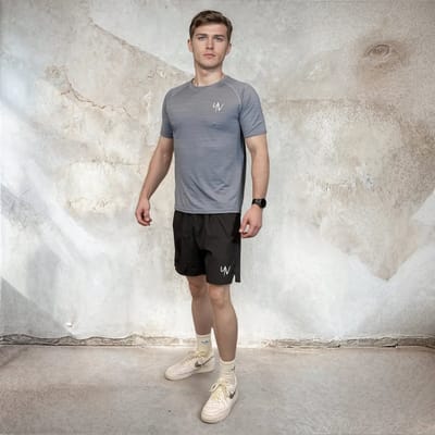 YV SPORT Sportoutfit Barcelona - Sportkleding heren - Regular fit - Shorts en shirt - Ademend - Droogt snel - Ideaal als padel outfit en fitness outfit - Blauw - S