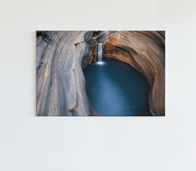 Canvas Schilderij - Waterval - Natuur - Landschappen - 60x40x2 cm