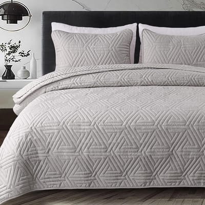 Omgoods - Bedspread 240 x 260 cm met 2 Kussenslopen - Lichtgrijze Geometrische Deken