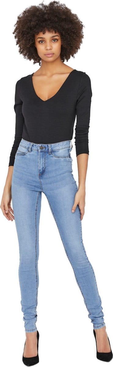 Noisy may Jeans Nmcallie Hw Skinny Jeans Vi059lb Noos 27010813 Light Blue Denim Dames Maat - W27 X L34