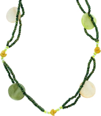Behave - Lange ketting groen met schelp en houten kralen - 160 cm