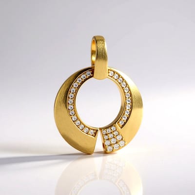Cavill - Hangertje Verguld 925 Sterling Zilver met 0 25 ct Cambodjaanse Zirkon Rond - Elegante Prong Zetting - Monosono Collection - Luxe Sieraad