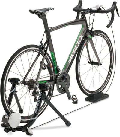 Minoura Fietstrainer - Smart Trainer - 61 X 42 Cm - Hometrainer - Wielrennen - Staal - Zwart