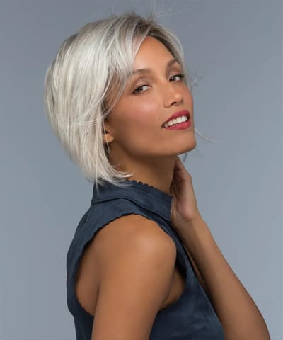 Estetica Designs Deena Synthetisch Haarwerk Front Lace - R60 Korte Krullen, Lacekant, Natuurlijk Gelaat