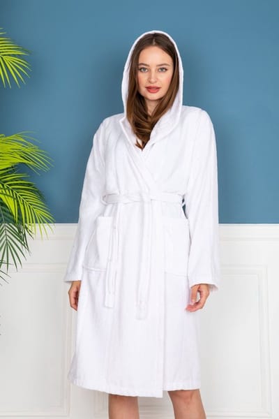 Lubna Home Luxe Badjas S/M-MET CAPUCHON VAN ZACHTE VELOURSBADSTOF - BADJAS S/M UNISEX-WIT
