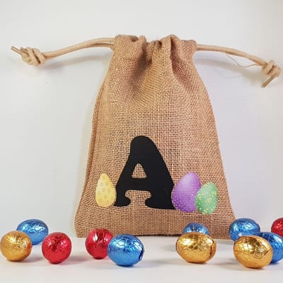 Paaszakje - letter A - pasen, paaseitjes, paaseizakje, cadeautje, feestdag, paashaas, paaseieren, verpakken