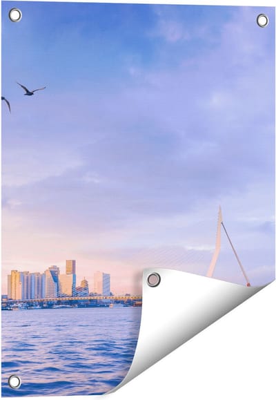 Gards Tuinposter Rotterdamse Skyline aan het Water - 40x50 cm - Tuindoek - Tuindecoratie - Wanddecoratie buiten - Tuinschilderij