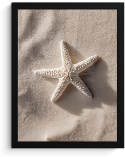 Poster in lijst - Fotolijst 30x40 cm - Posters - Strand - Zeester - Zand - Beige - Posterlijst zwart - Decoratie - Wanddecoratie woonkamer - Muurdecoratie slaapkamer