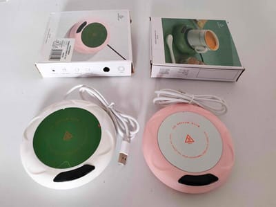 Cup Warmer - Mok Warmer - Mug Warmer - Koffie Warmer - Verwarmde Onderzetter - Koffie Warmhouder - Koffiekop Verwarmer - Kop Warmer - USB - Kopjes Warmer - Roze