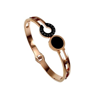 Bangle Armband, Stijve Armband met Zwarte Details, Romeinse Letters en Zirkonia, Roségoud RVS – Dames 16 tot 18cm