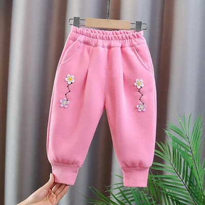 Meisjes dragen kindersportbroeken over de broek casual losse enkelbroeken 90 roze