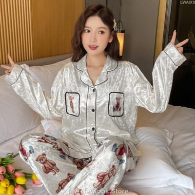 Cartoon Beer Herfst en Winter Pyjama's Dames Gouden Velours Revers Cardigan Lange Mouw Broek Eenvoudige Casual Huiskleding XXL white