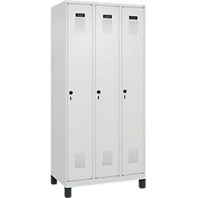 C+P Evolo Plus garderobekast, 3 vakken, 300 mm vakbreedte, met poten, draaischroef, B 900 x D 500 x H 1950 mm, lichtgrijs/lichtgrijs