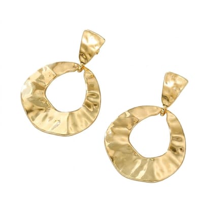 Goudkleurige oorclips dames geometrische ronde hanger clip on oorbellen zonder gaatjes open cirkel design statement oorclips gehamerde afwerking hangende oorbellen minimalistische stijl