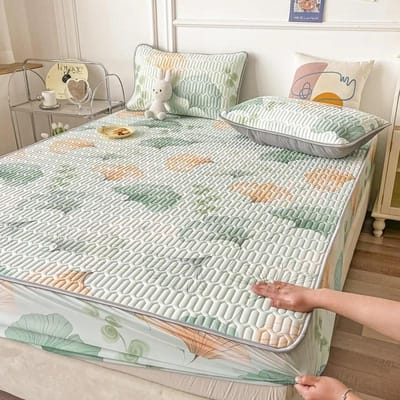 Tapis de lit respirant en latex naturel au toucher frais pour l'été Tapis rafraîchissants matelassés et lisses pour lit Drap-housse et taies d'oreiller en soie glacée 90x200cm 2 pcs set beige