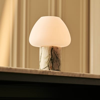 Tavellio Ostade Draadloze Tafellamp – Ice Green Marmer en Glas – Tot 100 uur – H24