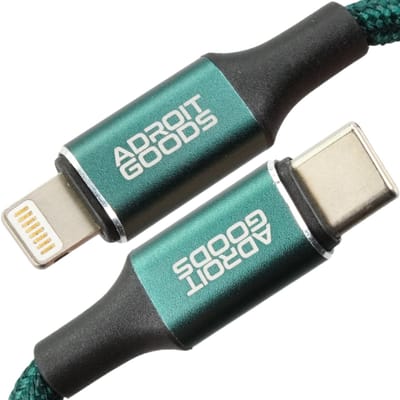 AdroitGoods USB-C naar Fast Charge Kabel - Geschikt voor Apple Lightning apparaten - 20W / 27W PD – Snelladen – Duurzame Gevlochten Oplaadkabel - 0,5m