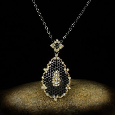 Bijoux Artisanaux Italiens Pendentif Flocon de Neige Élégante Séparation de Couleurs 925 Plaqué Or Zirconium Diamant Brillant Rétro Palais S black