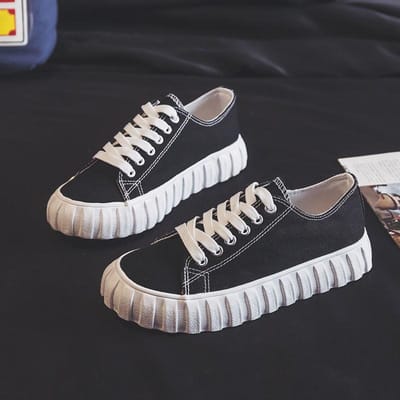 Chaussures en toile antidérapantes à semelle épaisse pour femmes, chaussures de planche légères de style Harajuku en biscuit jumelé, design de niche 40 noir