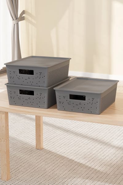 Tobeyz Opbergdozen 12L – Kunststof Opbergbox | Set van 3 | Optimale Ventilatie | Modulair Stapelbaar Systeem | Geïntegreerde Handgrepen | BPA-vrij Gerecycled Plastic | 30×40×14 cm | Grijs