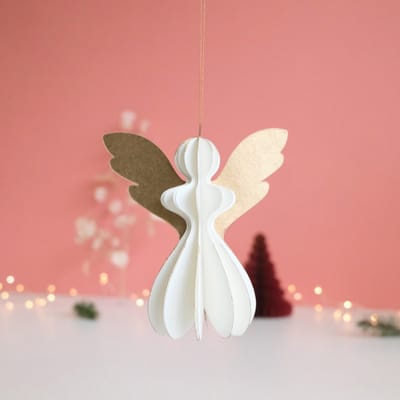 Handgemaakt papieren Engel Ivoor - Met gouden vleugels - 12,5 cm - Only Natural