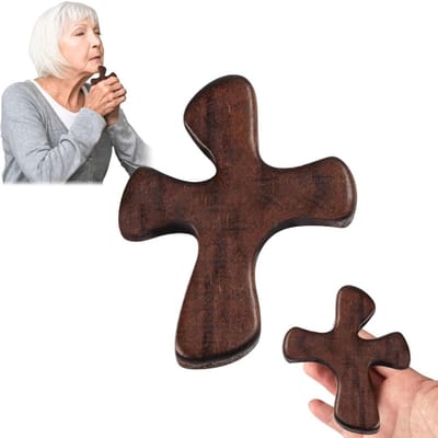 Dailygoods- Gebedskruis Houten - Draagbaar Kruis - Handgesneden Liefdeskruis - Meditatie - Geschenkartikel - Troost en Aanmoediging