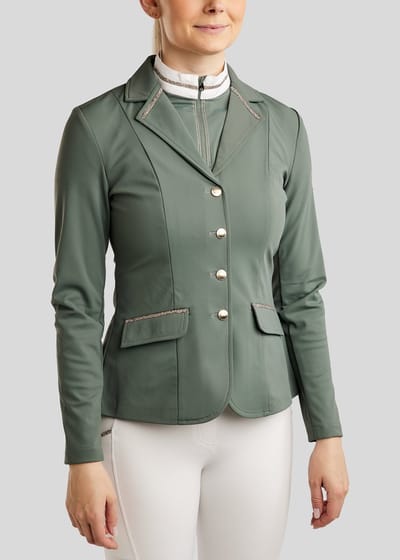 Montar SS26 MOLila Competitiejas met Champagne Kristalband en Jade Kristallen 36