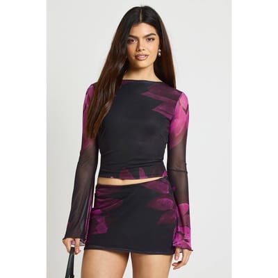 boohoo Dames Bloemenprint Mesh Top met Wijd Uitlopende Mouwen en Open Rug | Zwart | Maat: 34