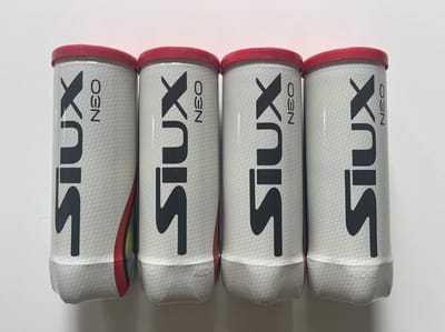 SIUX NEO Padel ballen - 12 ballen ( 4 blikken met 3 ballen)