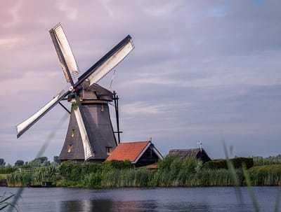 Poster Kinderdijk - 30x40 cm Met Fotolijst - Natuur Poster - WALLLL