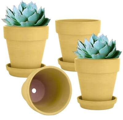 Famanu – Set van 4 grote gele terracotta kleipotten met schotel, 15 cm, voor binnen en buitenplanten, met afvoergat
