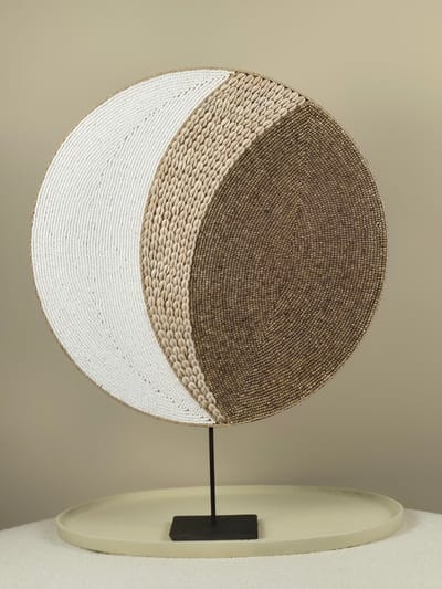 Blitzdeco - Kralen- en Schelpen Ornament - Cara - Vrijstaand - Wit, Licht Beige, Beige - Handgemaakt - 50CM
