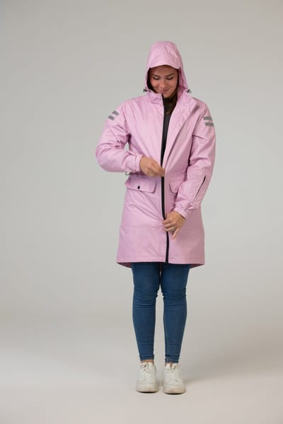Ducksday - Regenjas Dames - Waterdicht - Met Capuchon - Reflecterend - Half Lang Model - Gevoerd - Lila Roze - Maat Medium 38/40