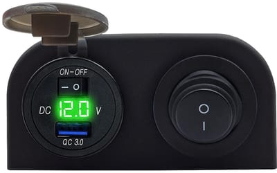 ProRide 12V USB Autolader Opbouw met Schakelaar/Voltmeter - 5V/2.4A - Tweevoudig opbouw - Groen