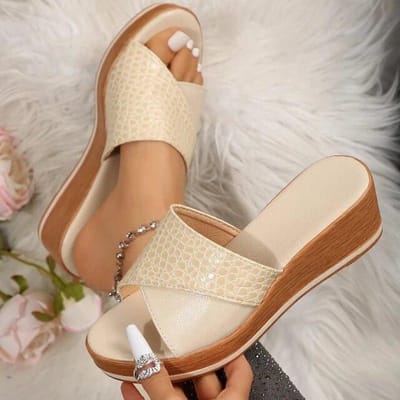 Hoge Hakken Platform Slippers Damesschoenen Jurk Wiggen Sandalen Casual Strand Slippers Designer Pumps Femme Slides 37 beige