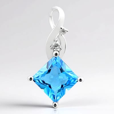Cavill - Zilveren Hanger - 925 Sterling Zilver - 3 Ct Braziliaanse Princess Topaas - Rondgeslepen Zirkonia - Elegante Luxe Sieraden