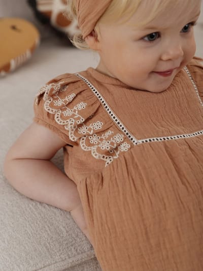 Vertbaudet Geborduurde set baby: blouse + short + hoofdband van katoengaas