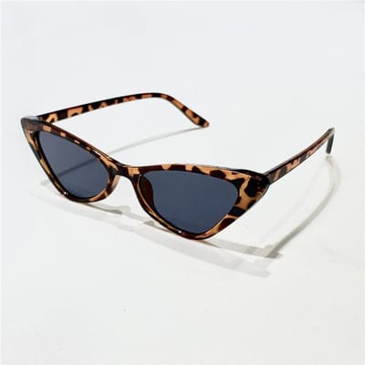 Trendy Kattenoog Zonnebril Retro Klein Montuur Zonnebril voor Dames UV400 Bescherming Oogbescherming Vintage Tinten Streetwear Accessoires